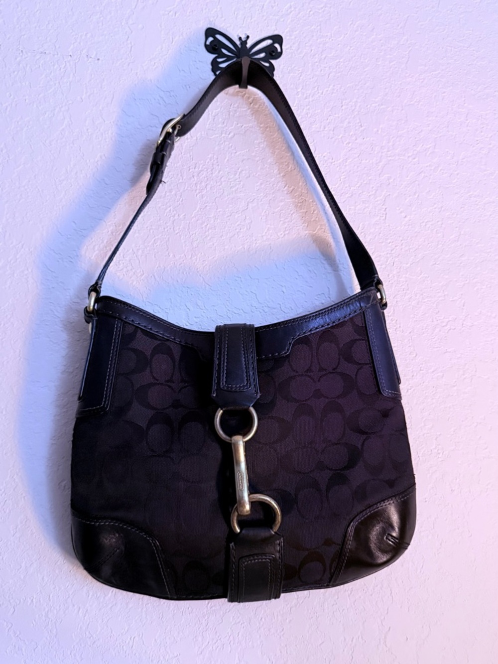 Coach vintage Hamptons Signature Hobo bag with Leather Trim and gold accents